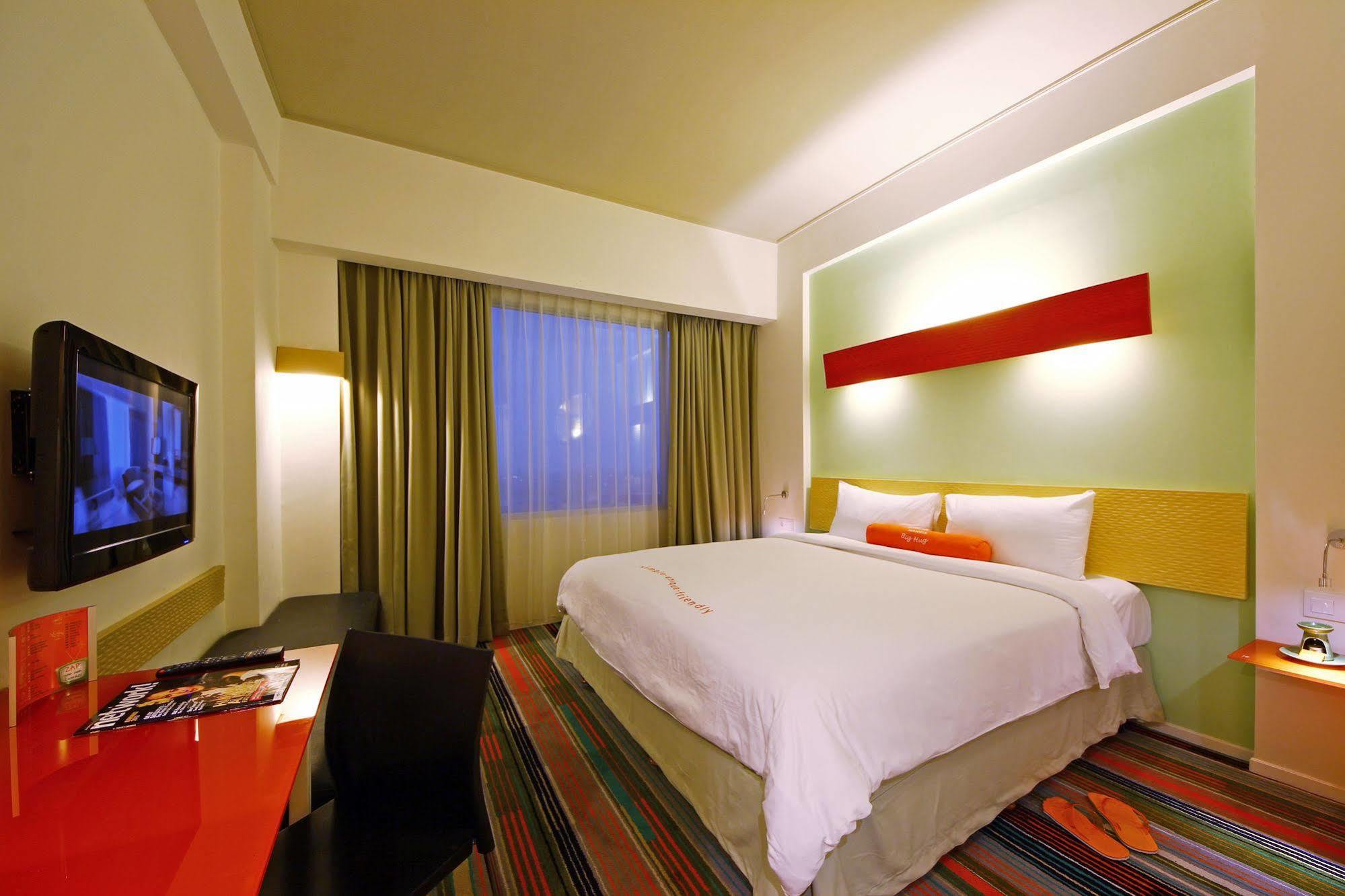 ป็อป! โฮเต็ล เฟสติวัล ซิตี้ลิงค์ - บันดุง Hotel ภายนอก รูปภาพ