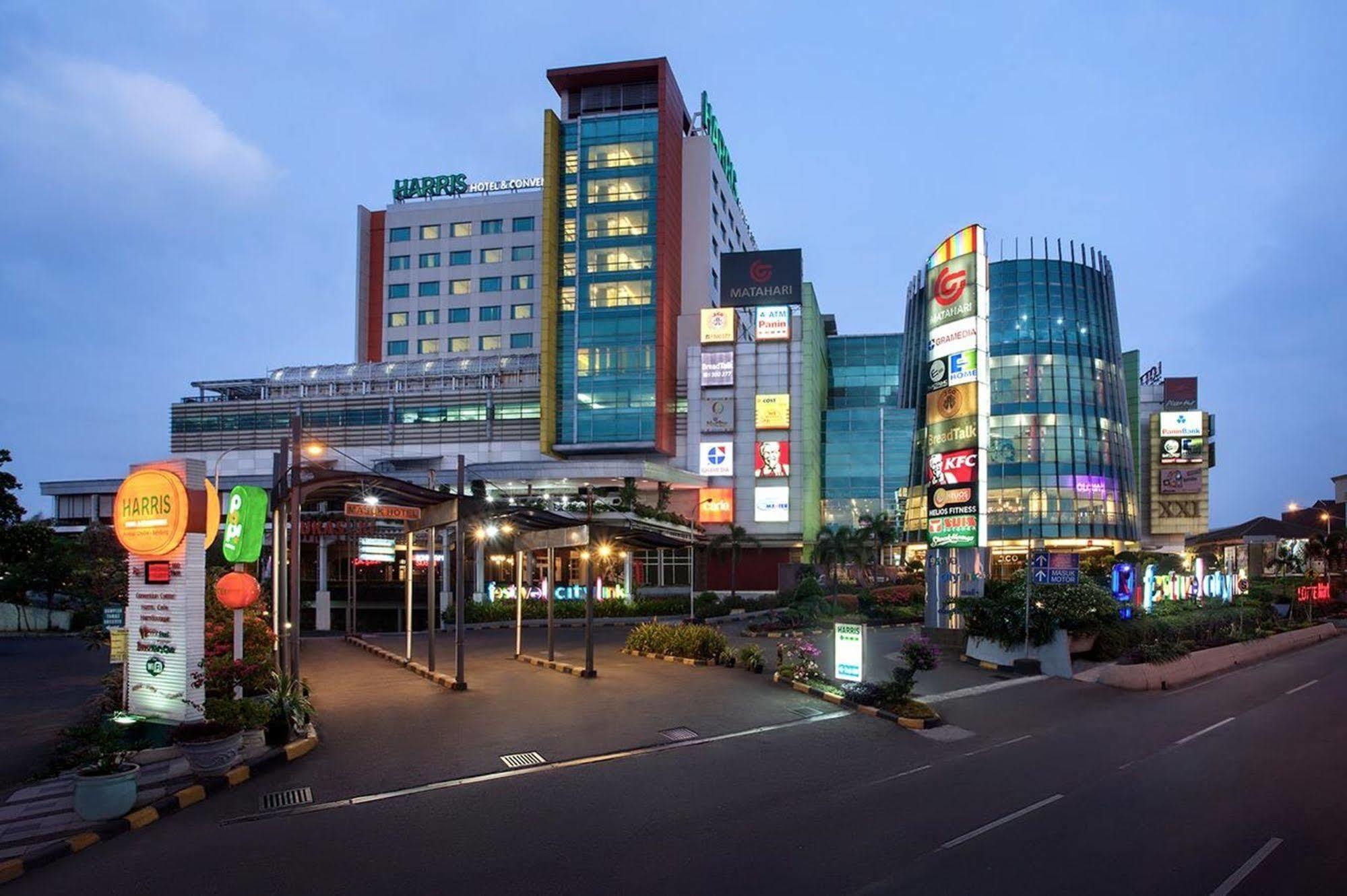ป็อป! โฮเต็ล เฟสติวัล ซิตี้ลิงค์ - บันดุง Hotel ภายนอก รูปภาพ